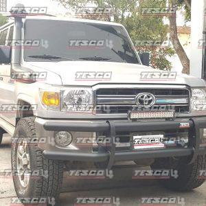DEFENSA MEDIA D/BIGOTE TOYOTA LAND CRUISER