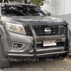 DEFENSA CENTRAL C/Bigote Nissan Np-300