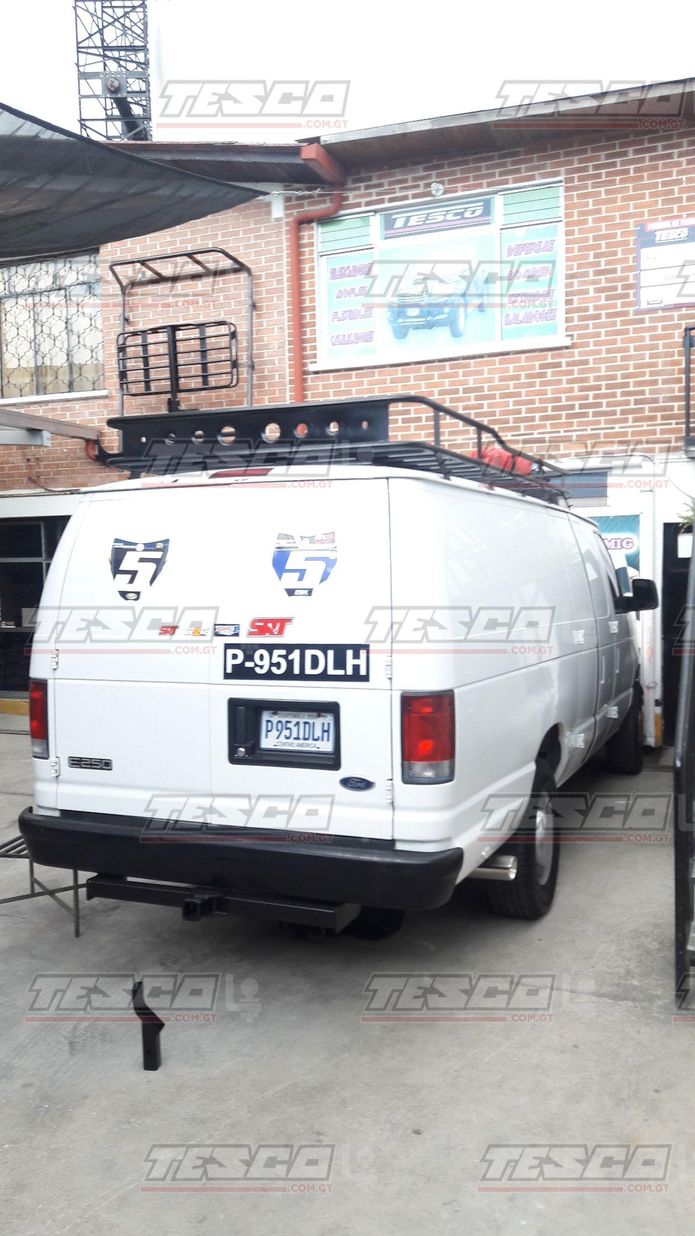 Parrilla Tipo Turismo Custom Chevy Van - Imagen 4