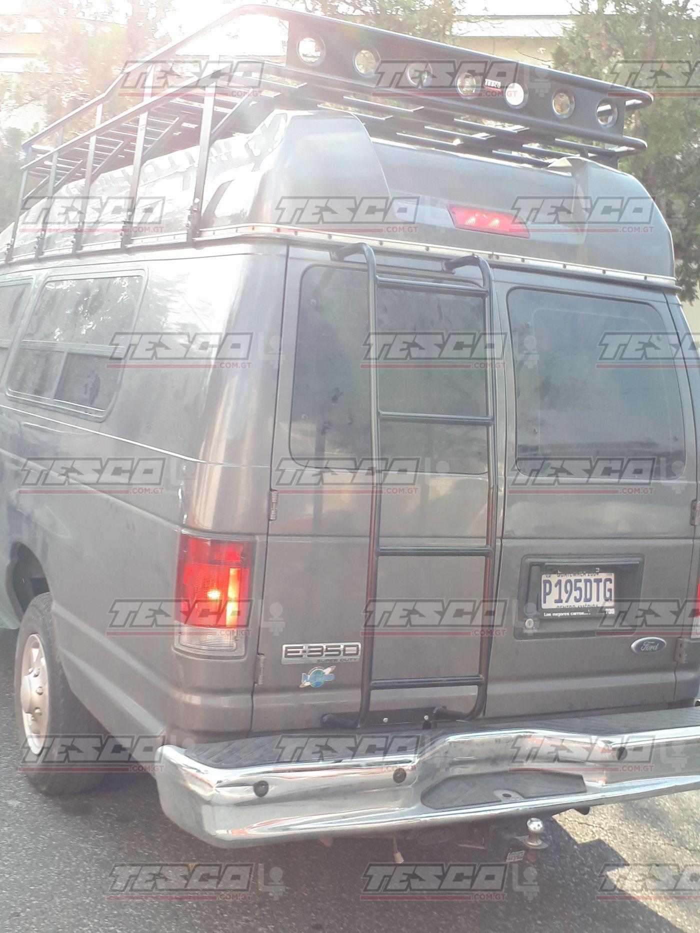 Parrilla Tipo Turismo Custom Chevy Van - Imagen 2