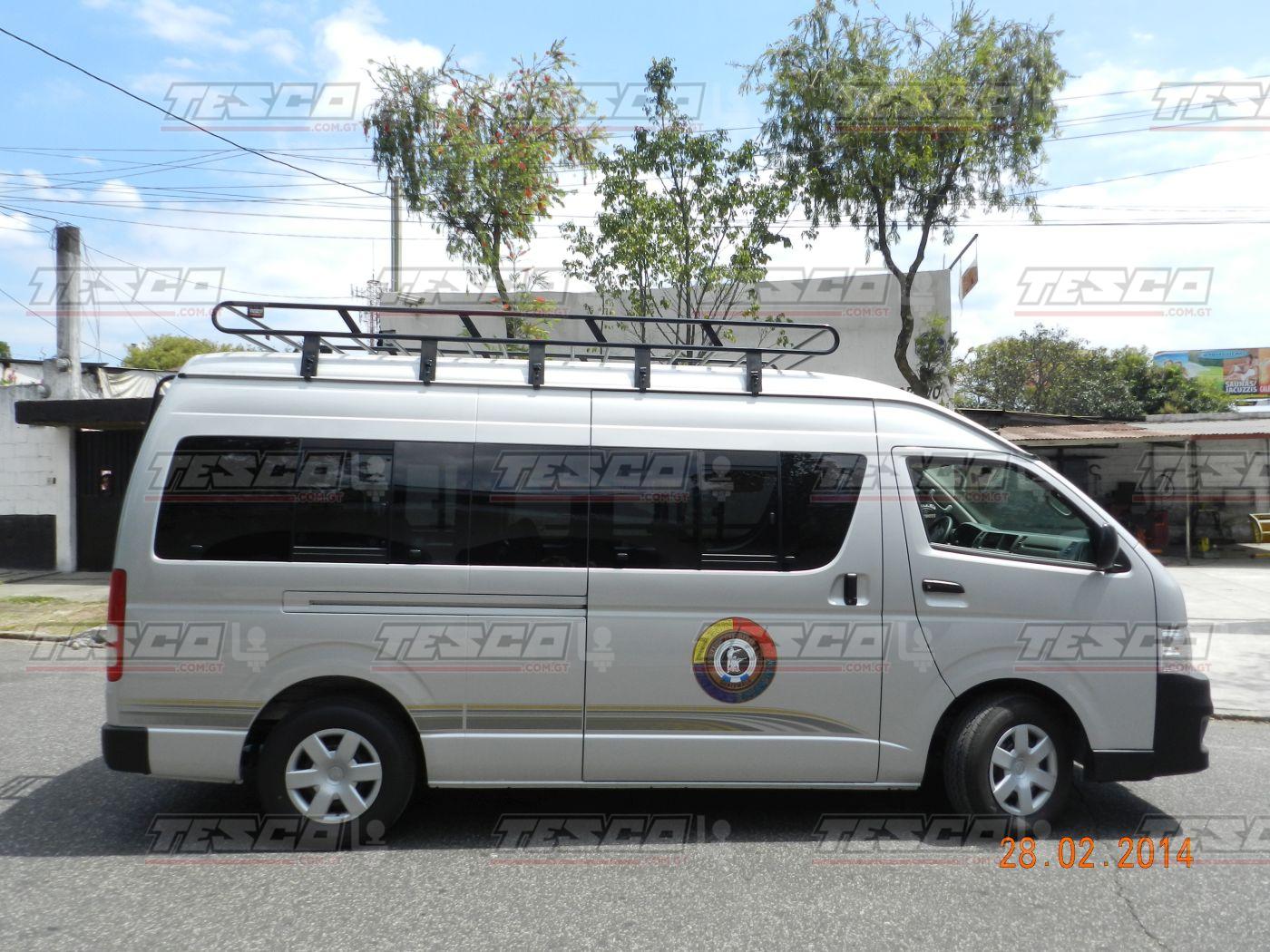 Parrilla Tipo Salchicha Custom Toyota Hiace