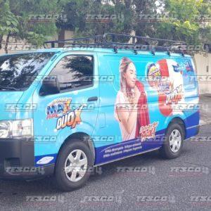 Parrilla Tipo Salchicha Custm Toyota Hiace