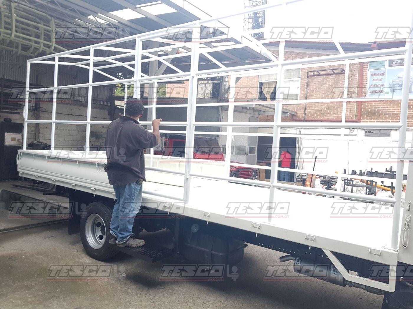 Carroceria Metalica Isuzu NKR 4.5 Ton. Mod 12/22 - Imagen 3
