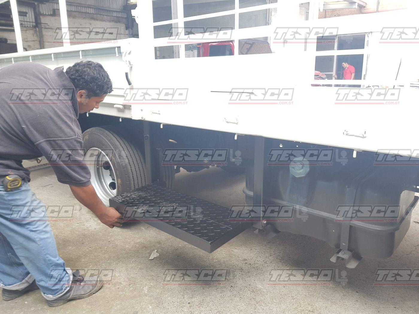 Carroceria Metalica Isuzu NKR 4.5 Ton. Mod 12/22 - Imagen 4