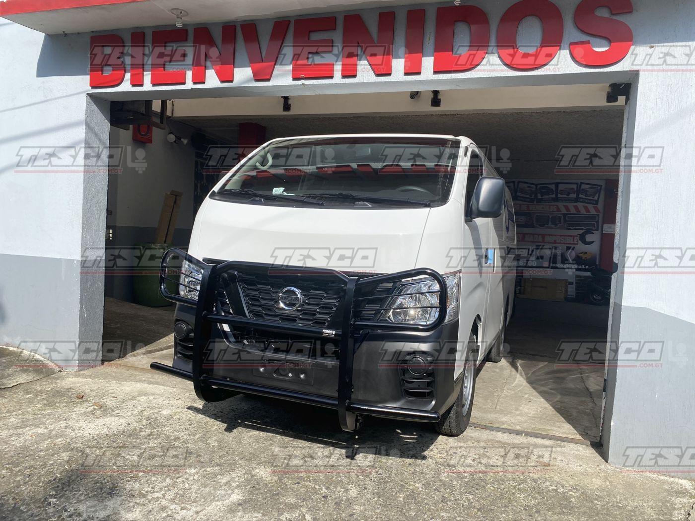 Toyota Hiace T/Bajo Nissan Urban Delantera, Trasera Mod 13/22 - Imagen 4